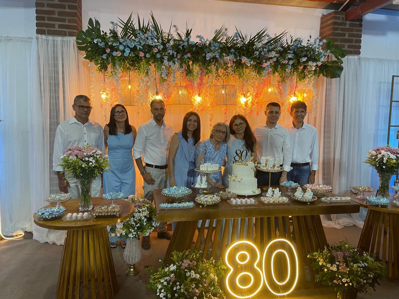 Celebração e Legado: Dona Zefinha Comemora 80 Anos em Carnaíba