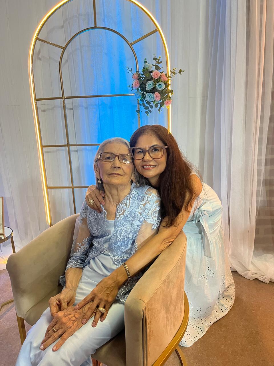 Longa vida a dona Zefinha