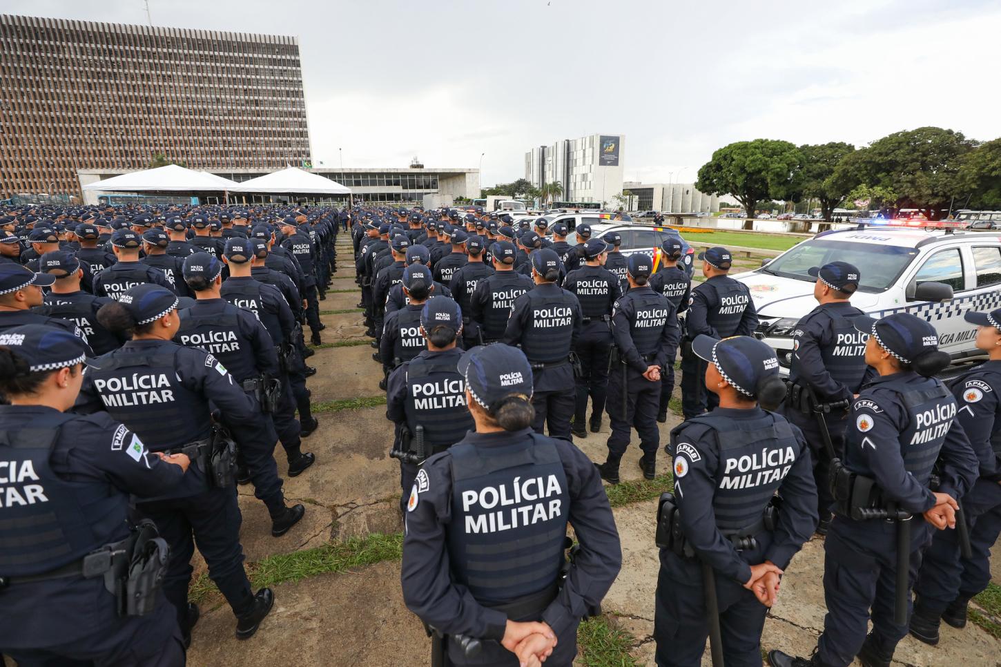 Redução de interstício amplia promoções na PM e nos Bombeiros do DF
