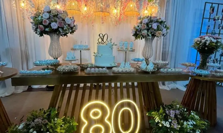 Celebração e Legado: Dona Zefinha Comemora 80 Anos em Carnaíba