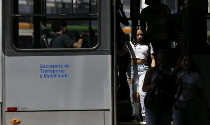 Rio terá lei contra abuso a mulheres no transporte coletivo